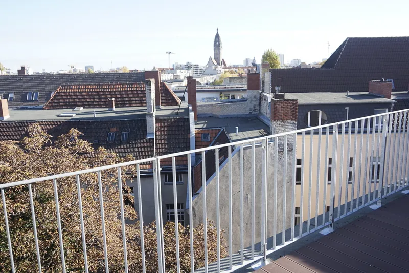 Maisonette Wohnung mit Terrasse und Balkon — photo 1